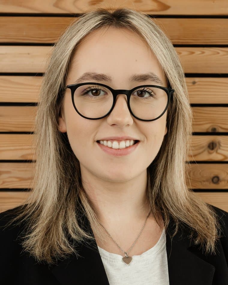 Alina Klicic, Office und Support bei digibon