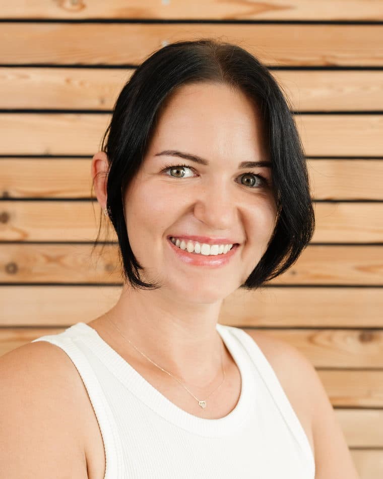 Amra Ganic, Vertriebsassistenz bei digibon